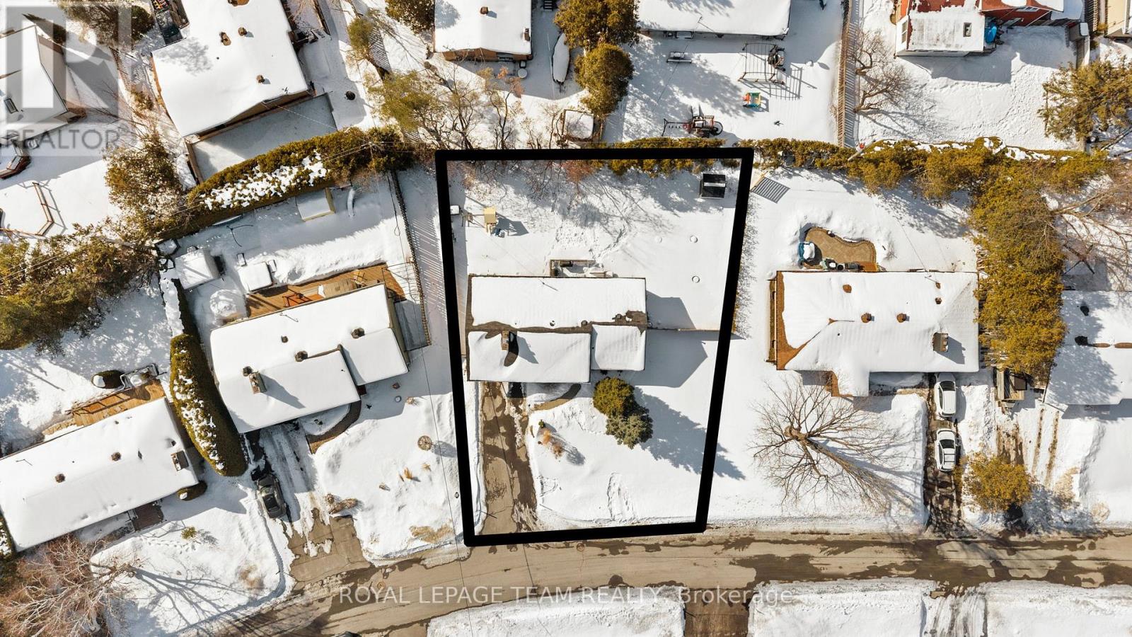 5286 Hillcrest Drive