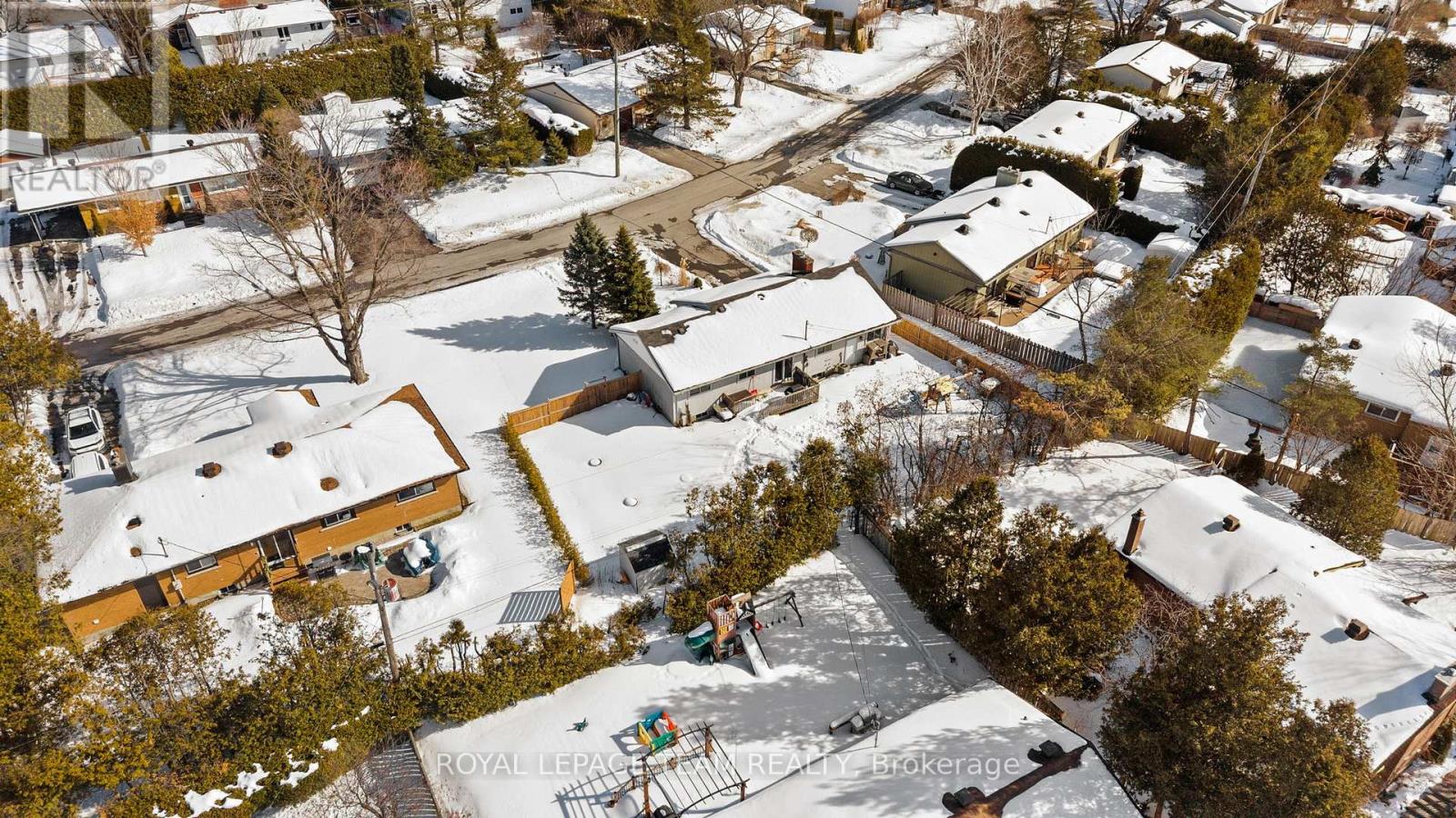 5286 Hillcrest Drive