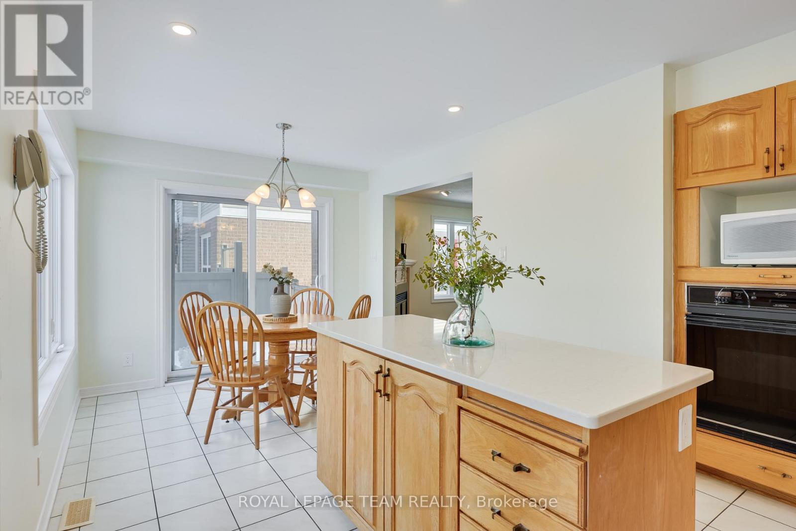 8 Saddlebrook Street