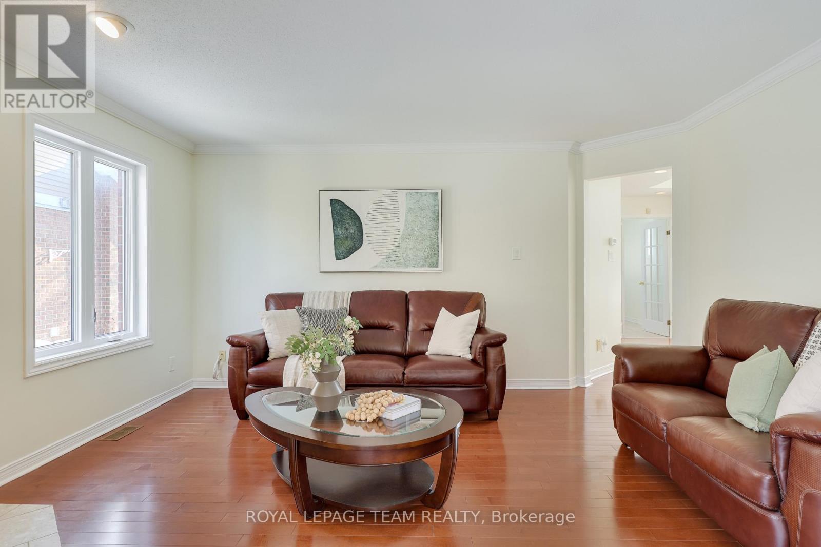 8 Saddlebrook Street