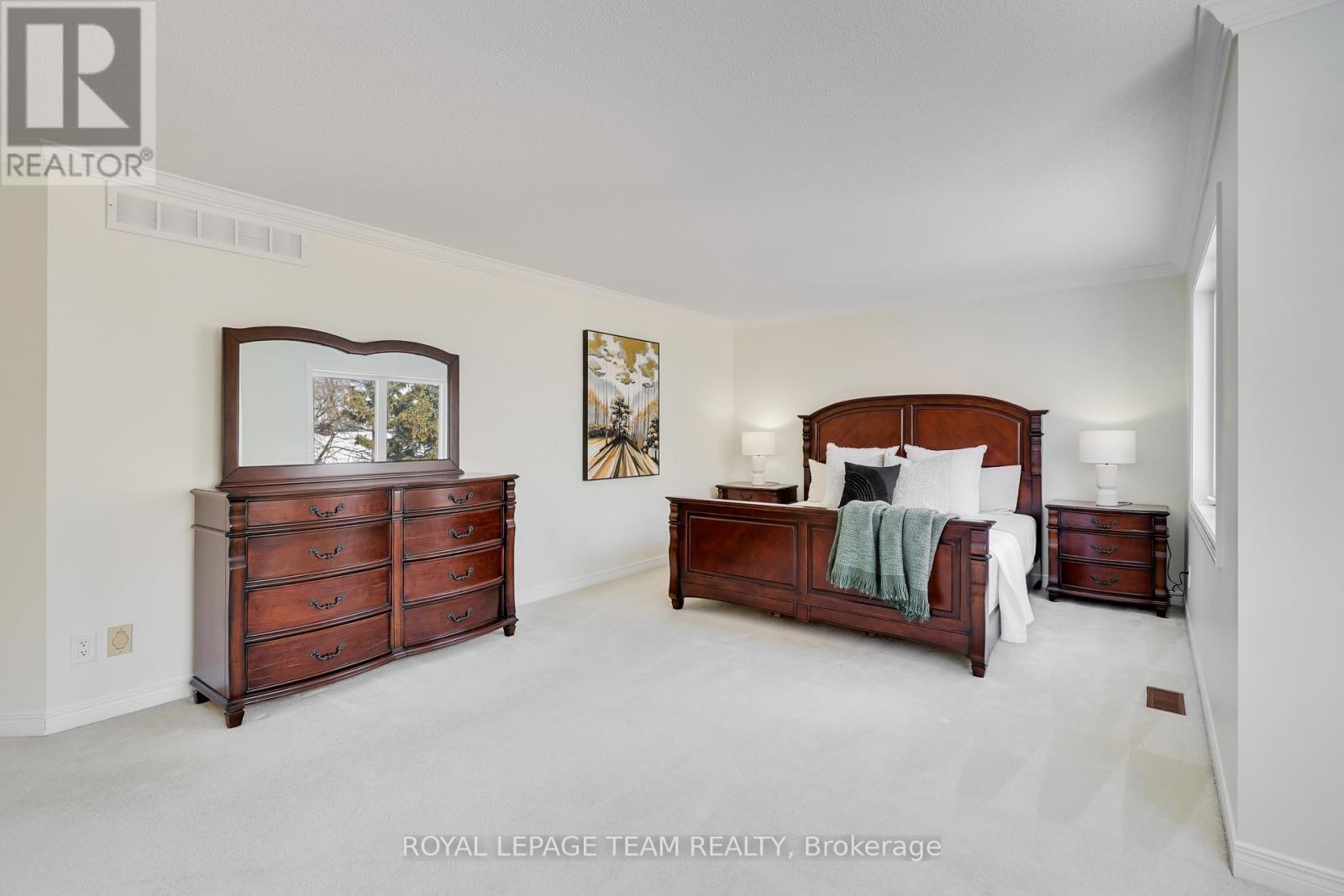 8 Saddlebrook Street