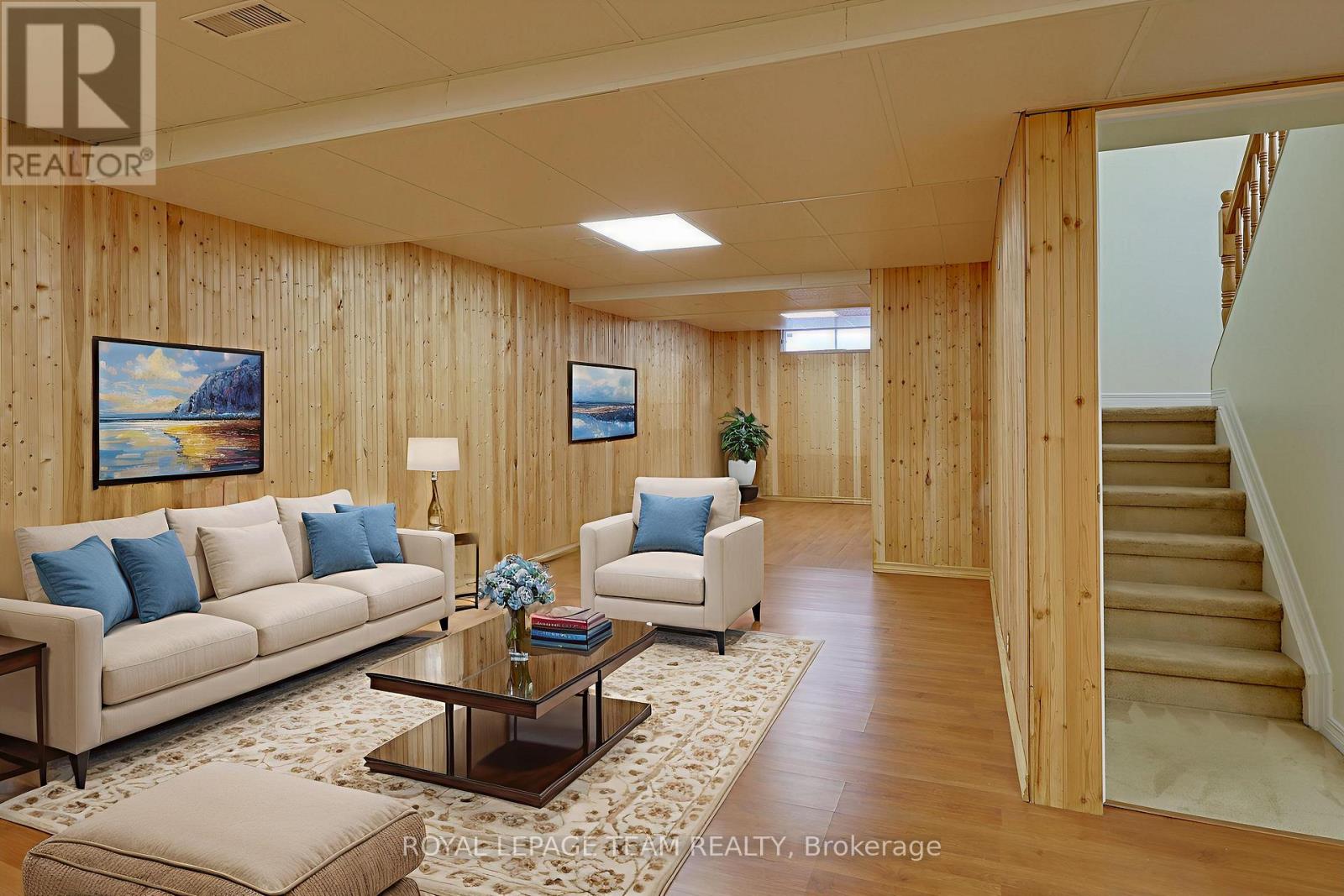 8 Saddlebrook Street