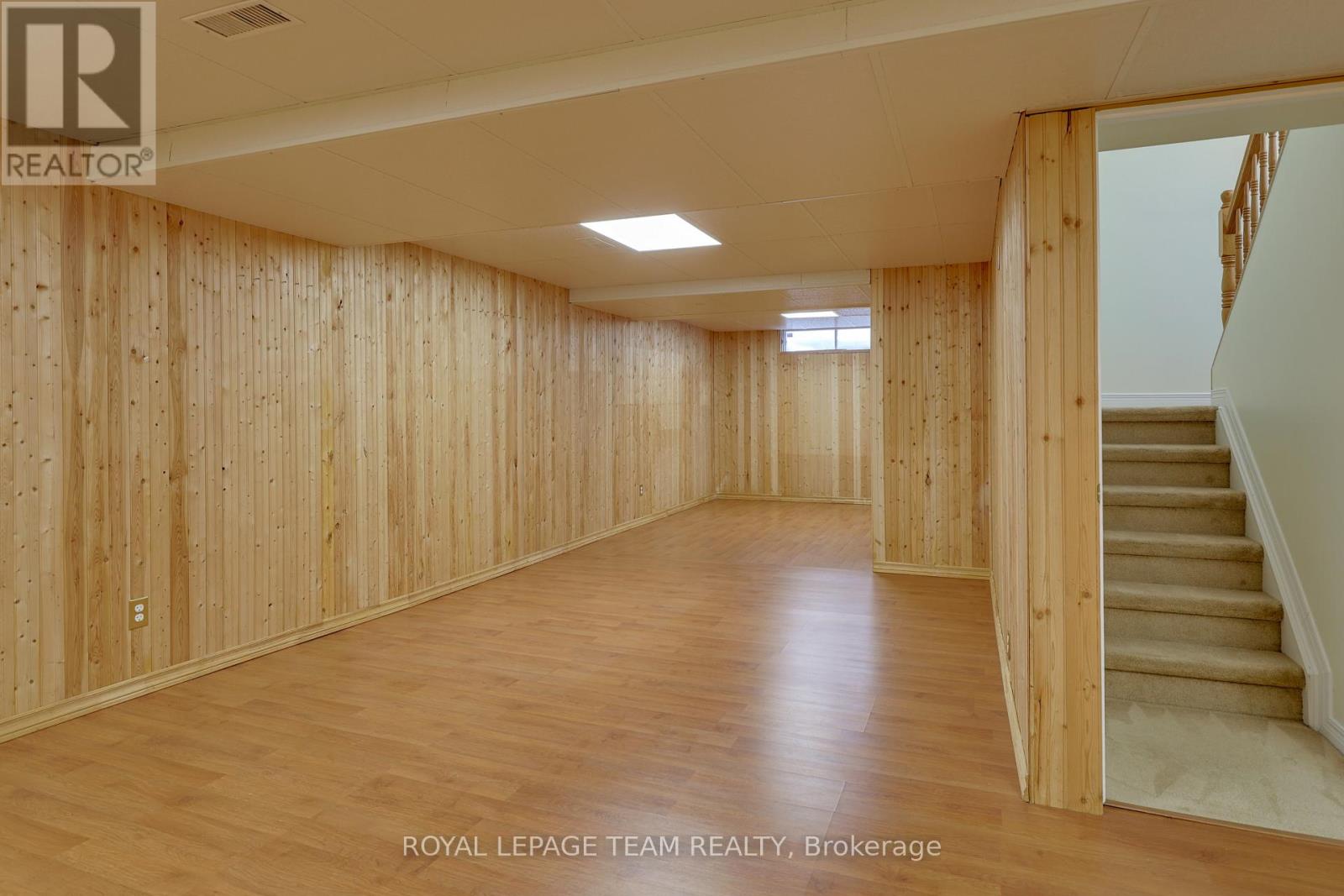 8 Saddlebrook Street