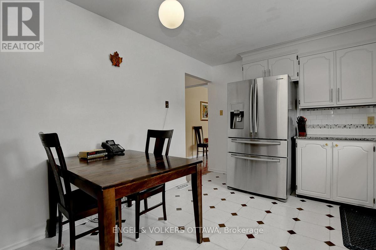 1016 Driftwood Crescent