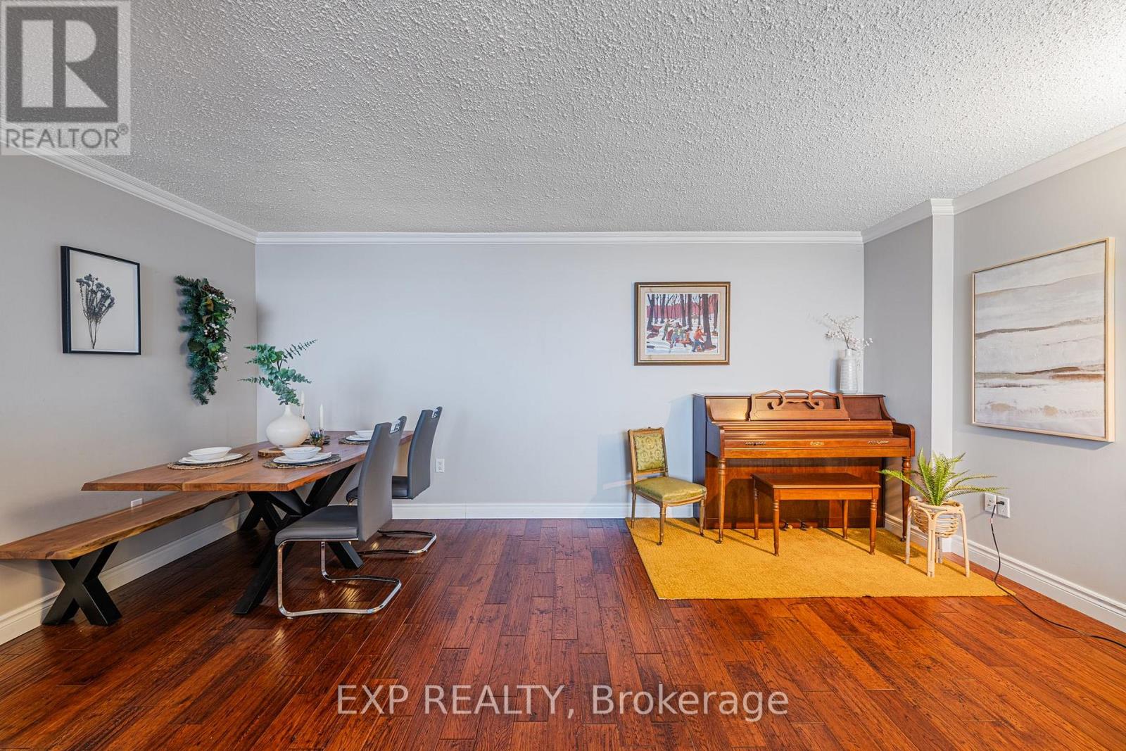 1503 - 530 Laurier Avenue W