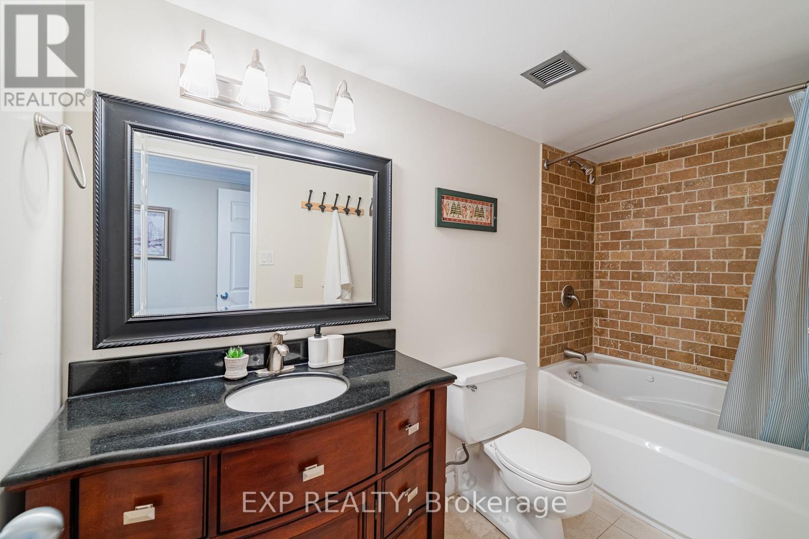 1503 - 530 Laurier Avenue W