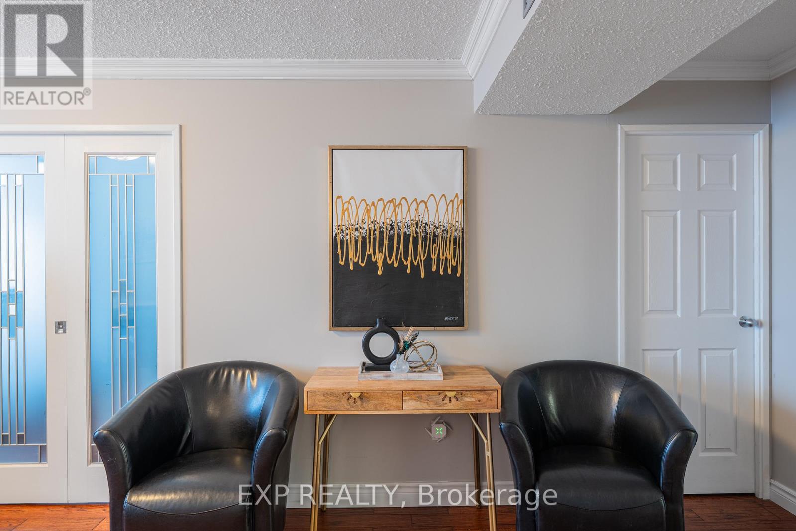 1503 - 530 Laurier Avenue W