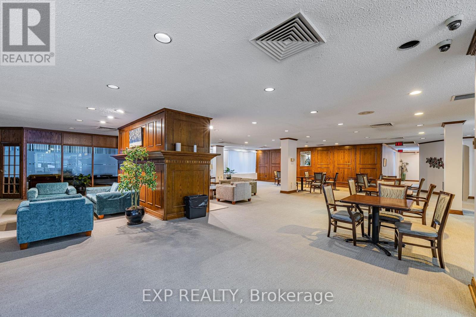 1503 - 530 Laurier Avenue W