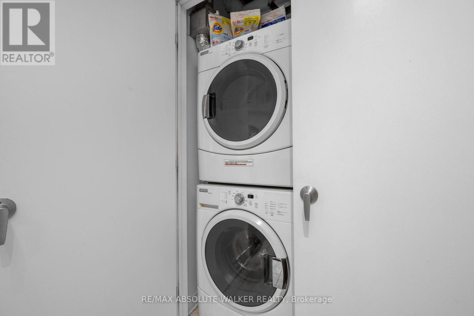 1408 - 70 Landry Street