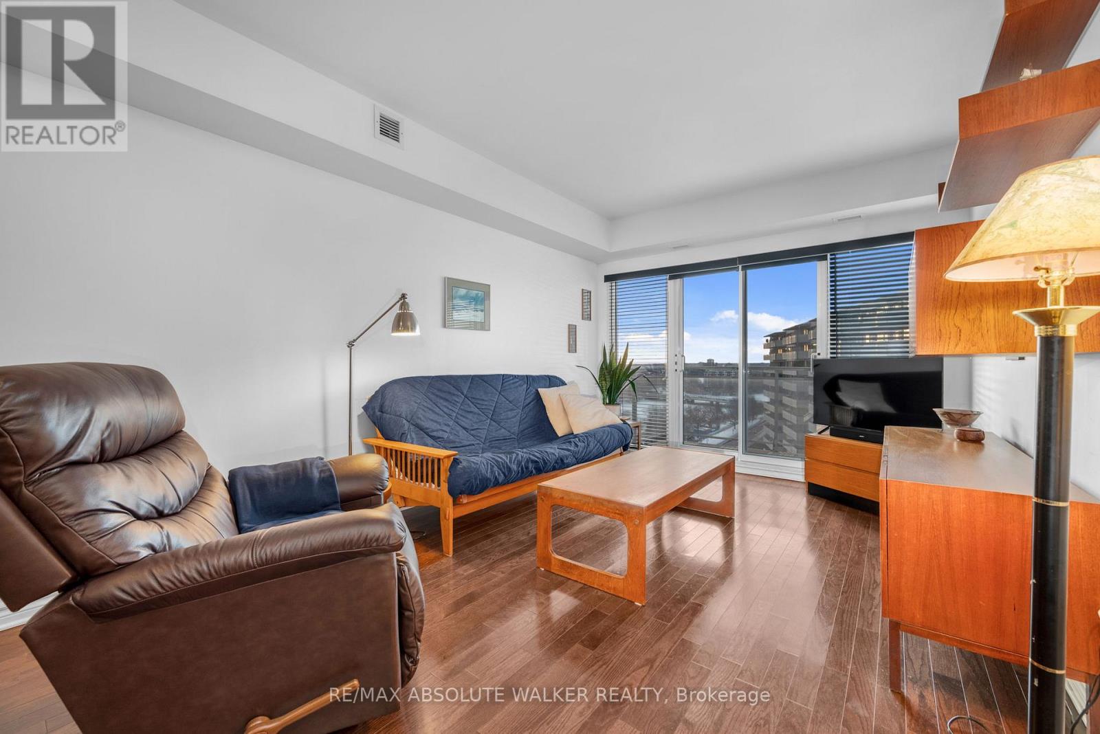 1408 - 70 Landry Street