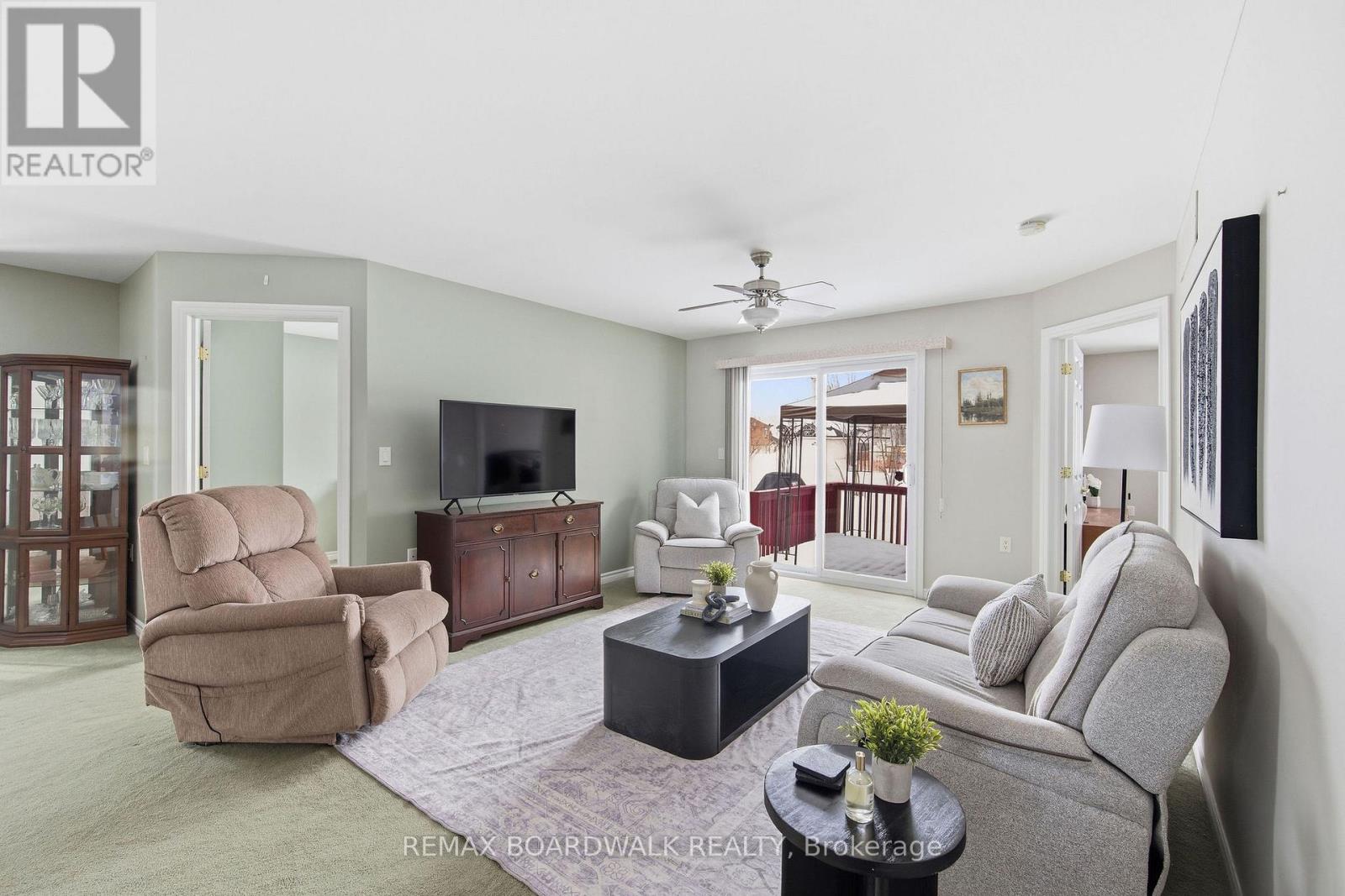 307 Chestnut Private