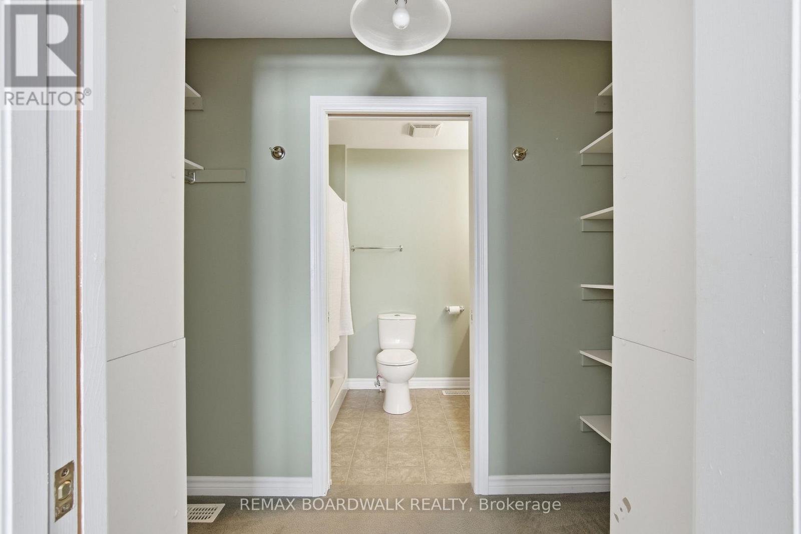 307 Chestnut Private