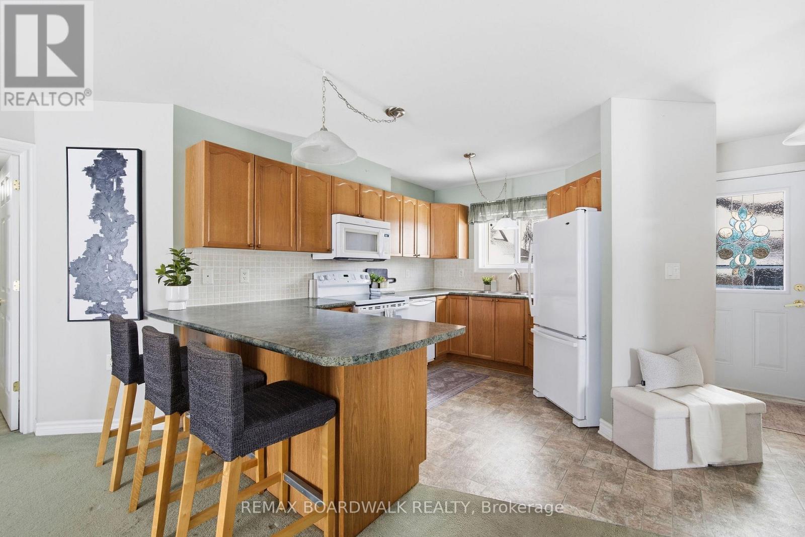 307 Chestnut Private