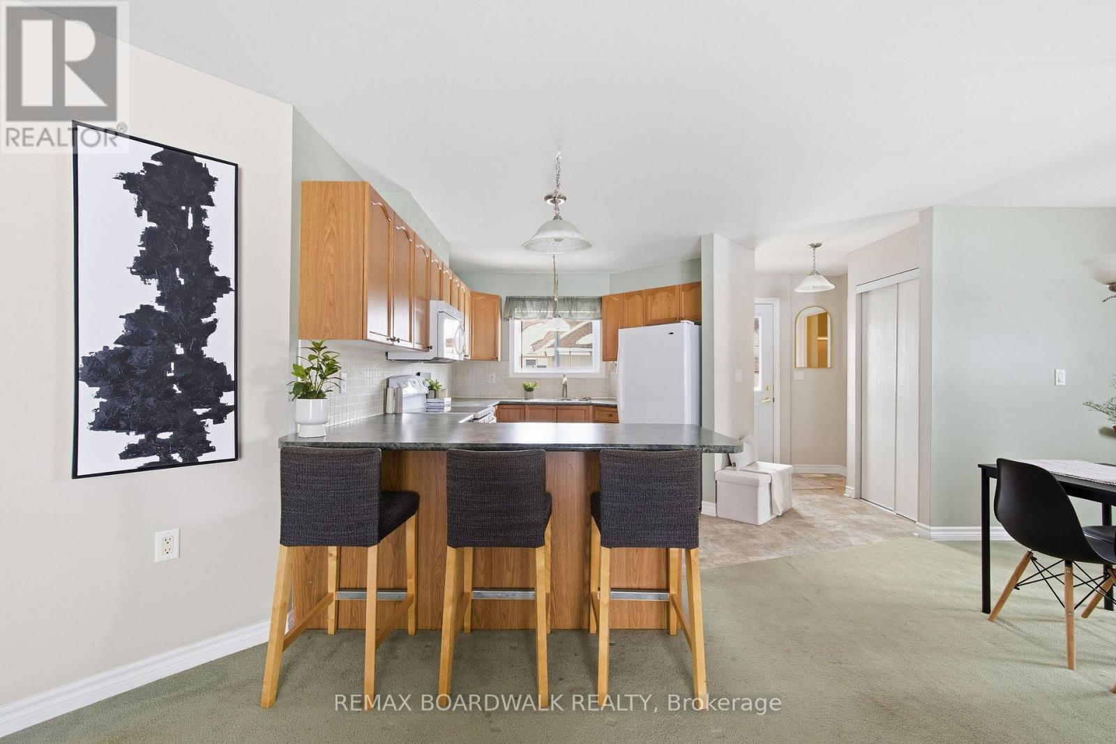 307 Chestnut Private