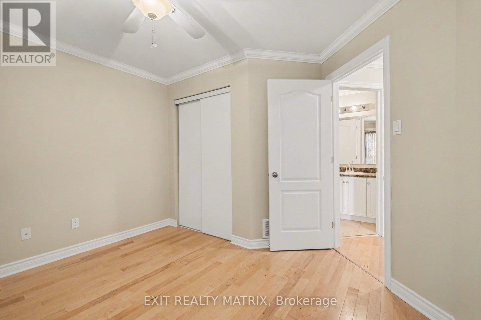 103 - 856 Notre-dame Street