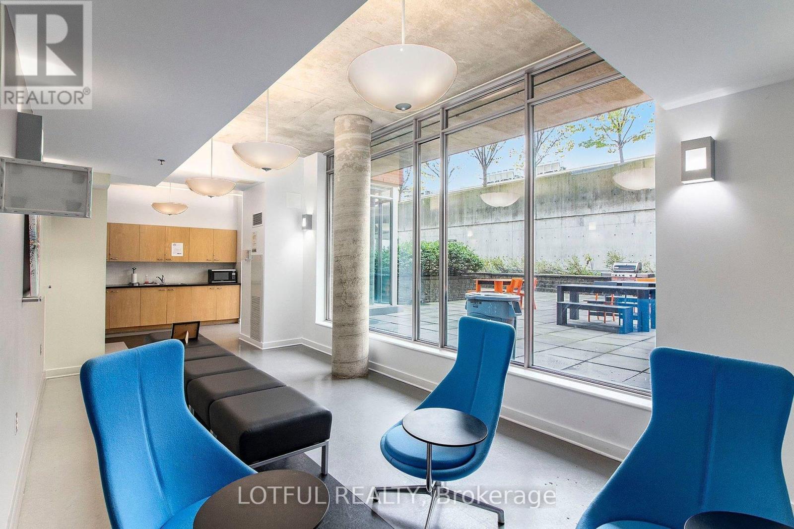 201 - 383 Cumberland Street