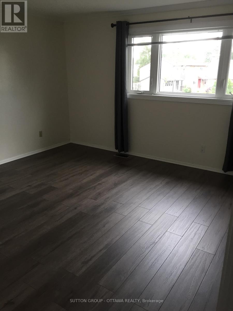 1191 Grenoble Crescent