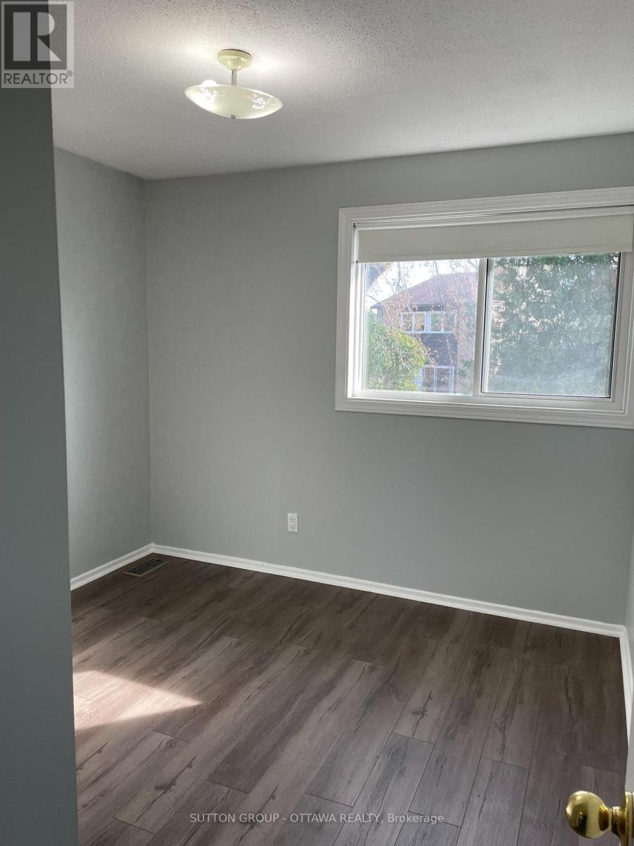 1191 Grenoble Crescent