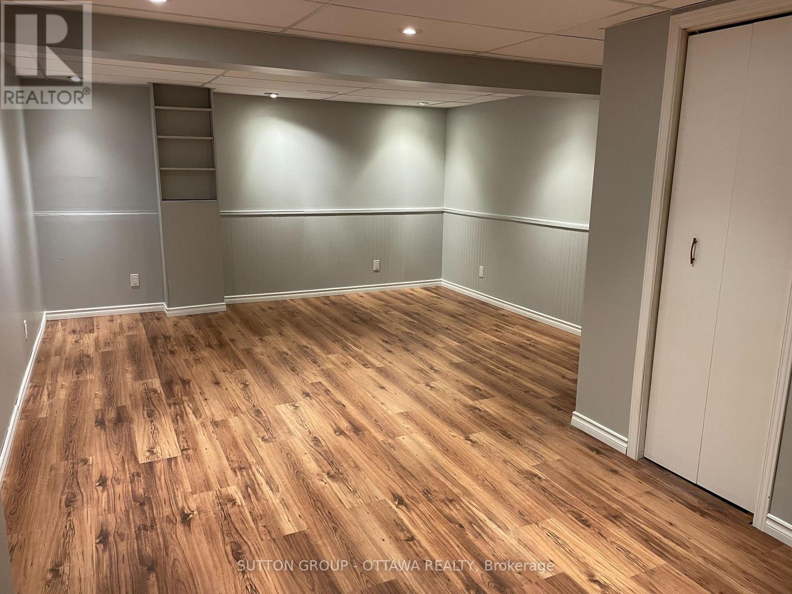 1191 Grenoble Crescent