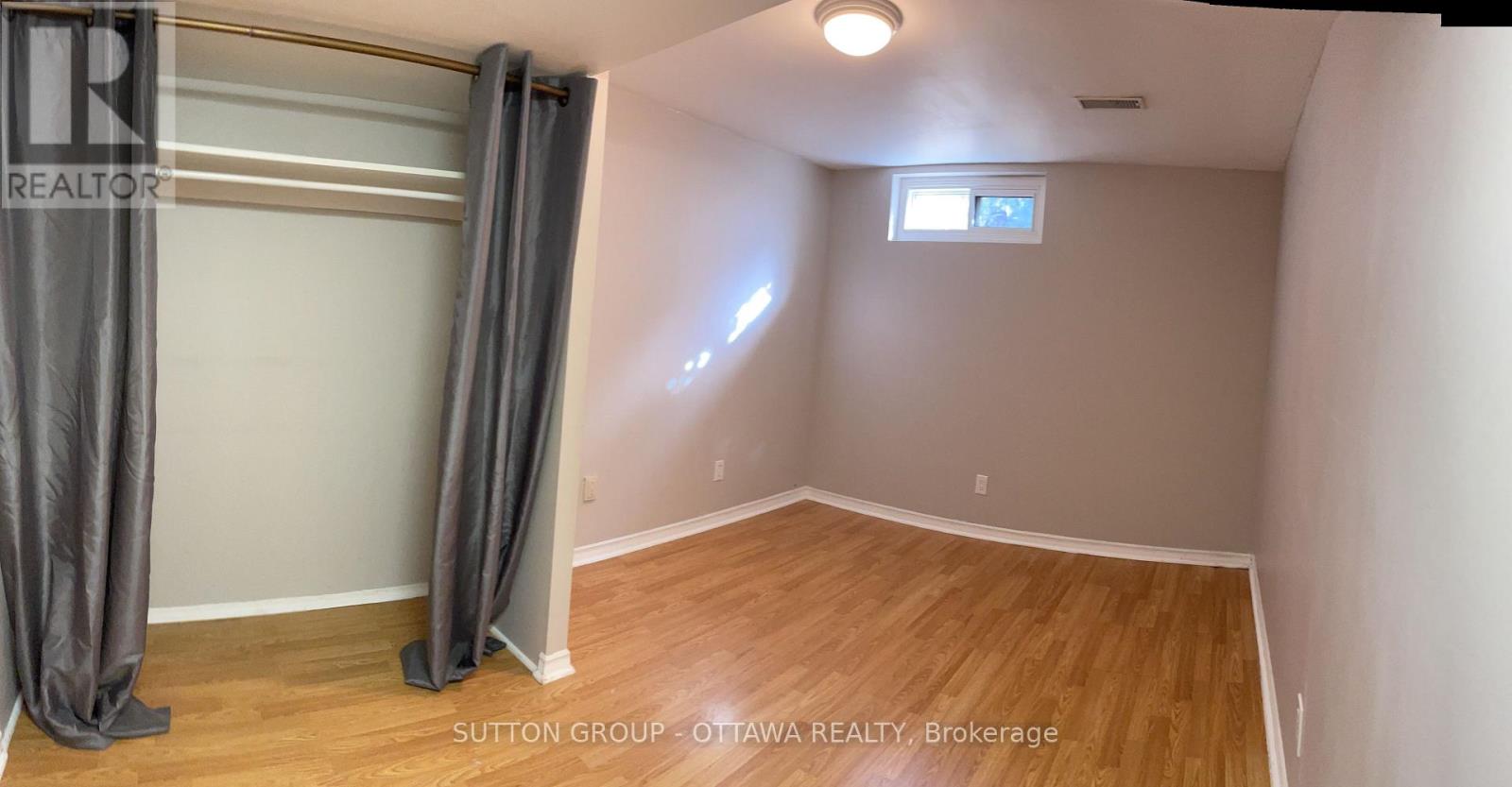 1191 Grenoble Crescent