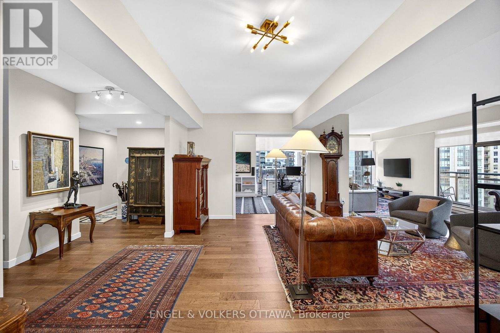 2404 - 160 George Street