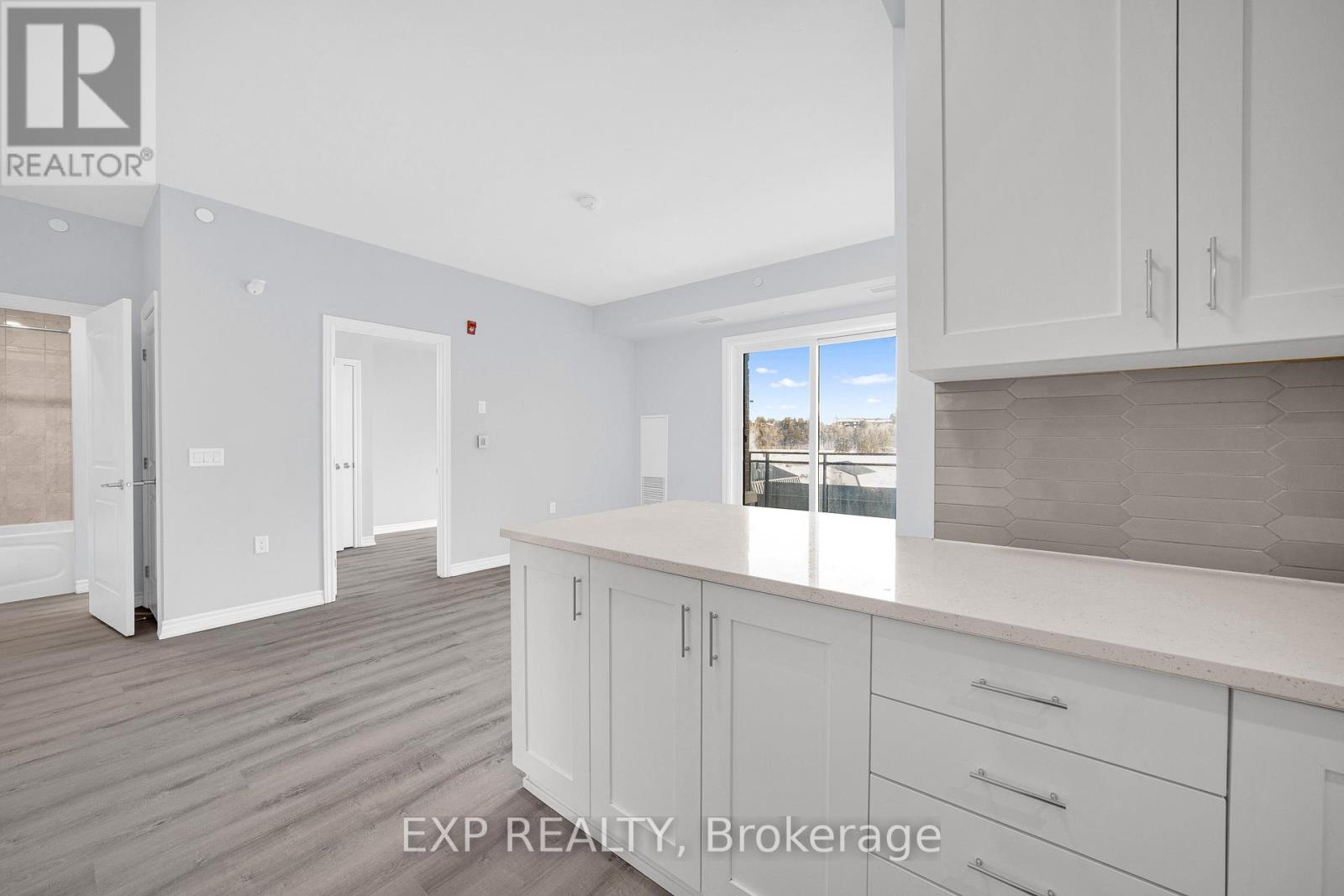 220 - 1350 Hemlock Road