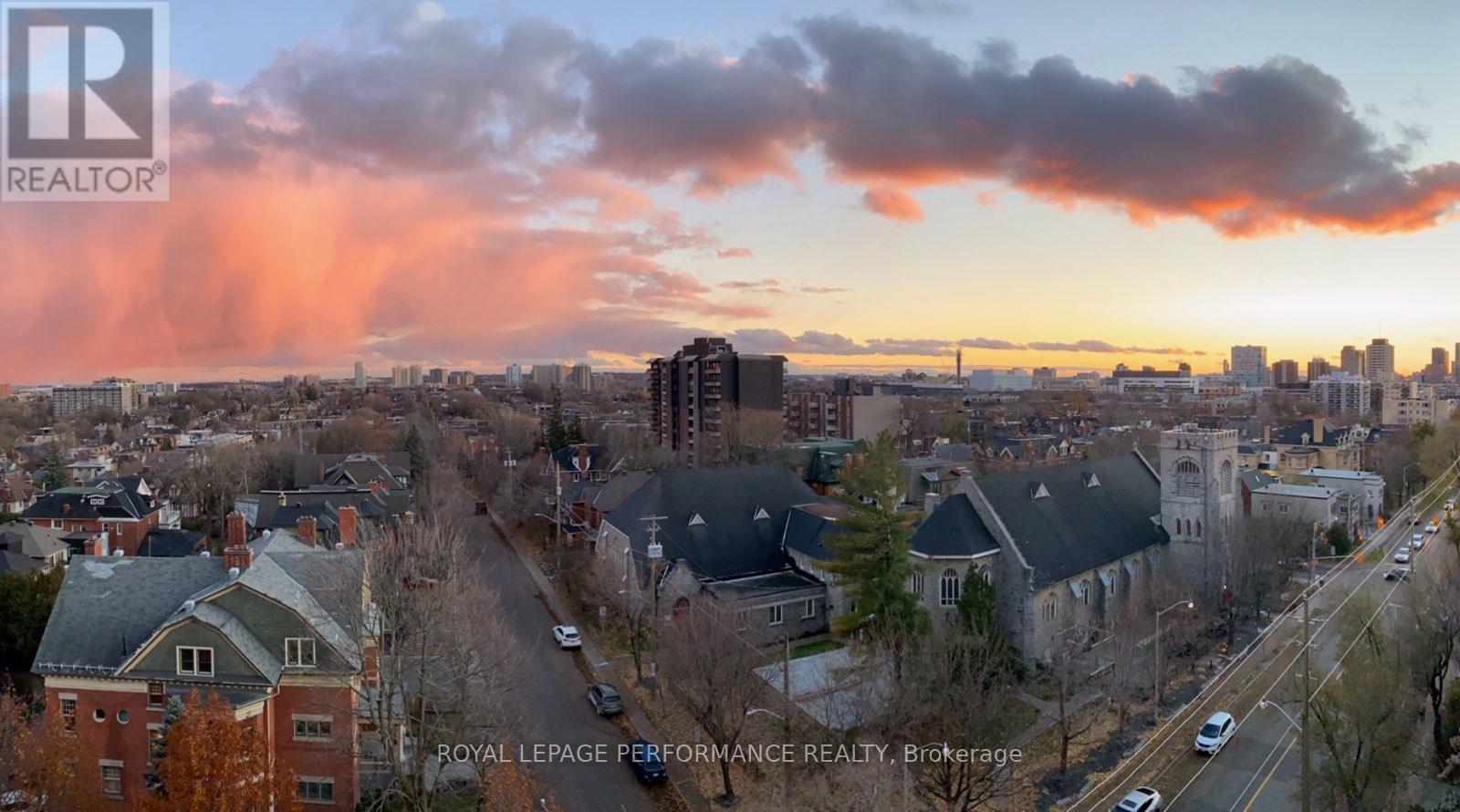 905 - 373 Laurier Avenue E