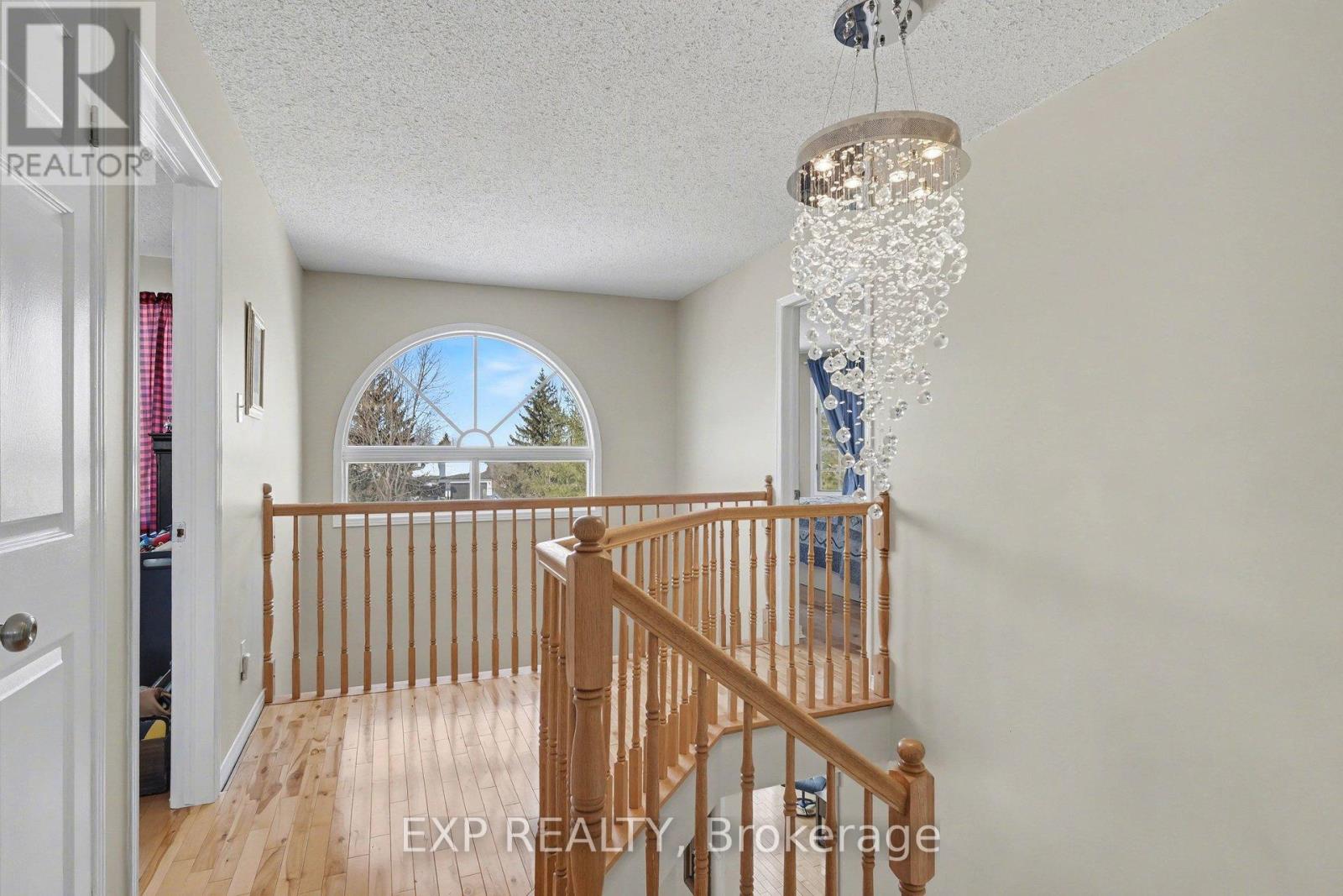 1284 Old Carriage Lane