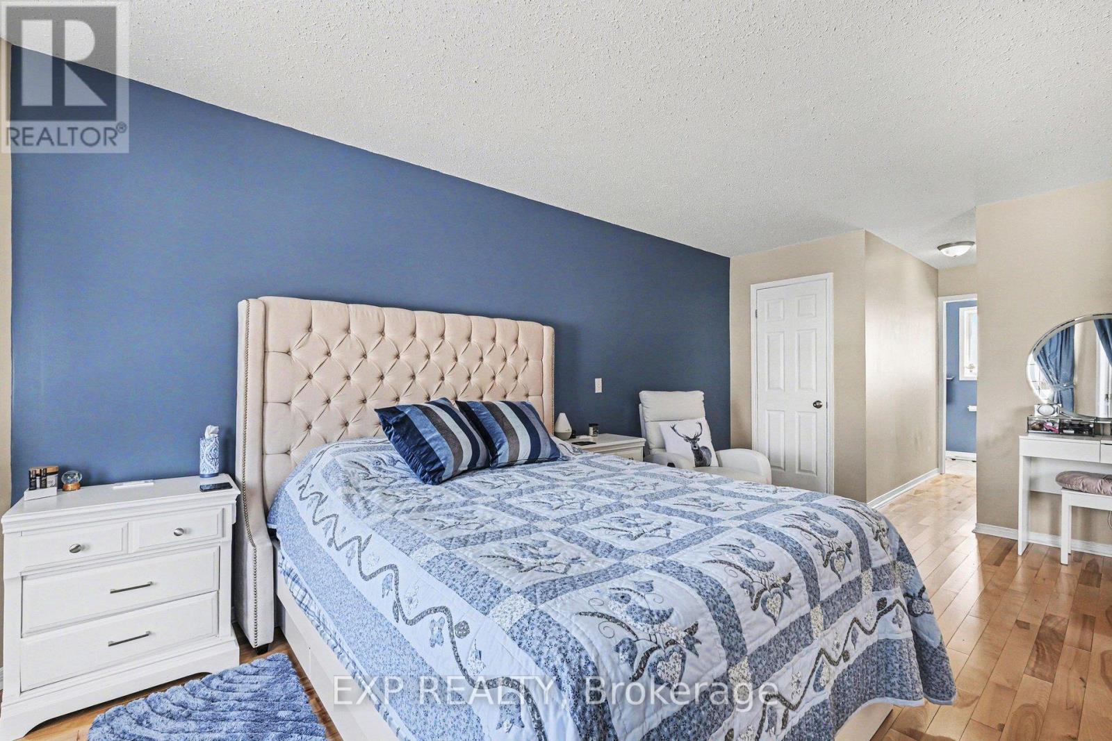 1284 Old Carriage Lane