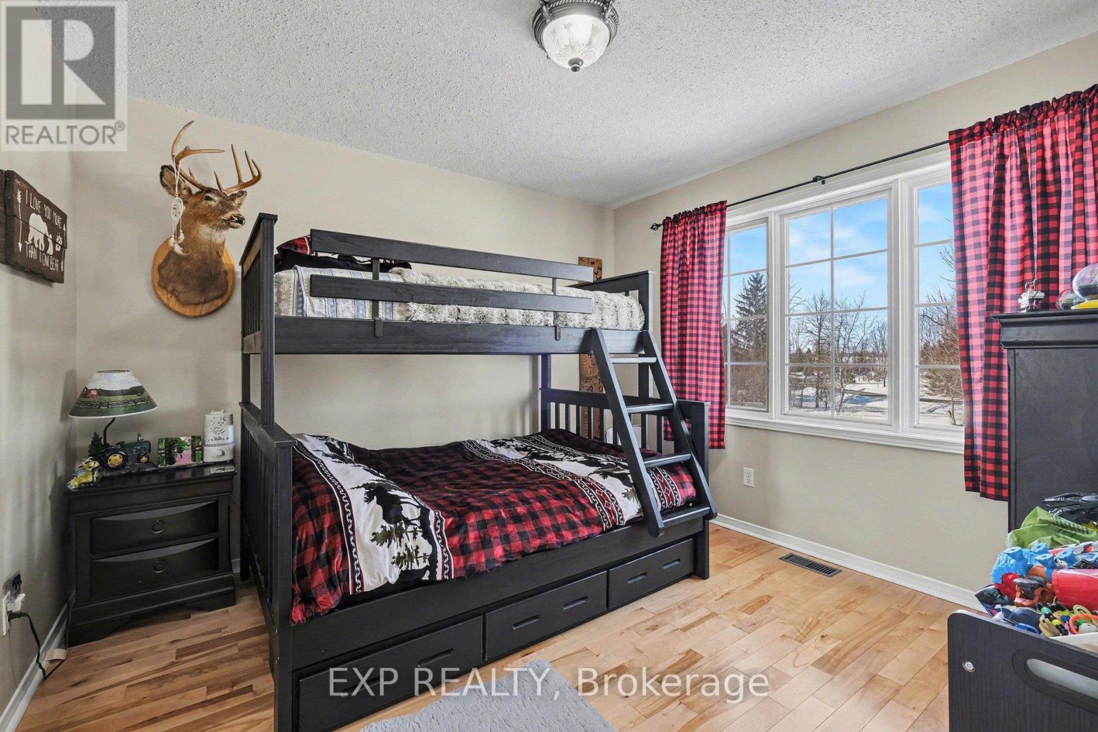 1284 Old Carriage Lane