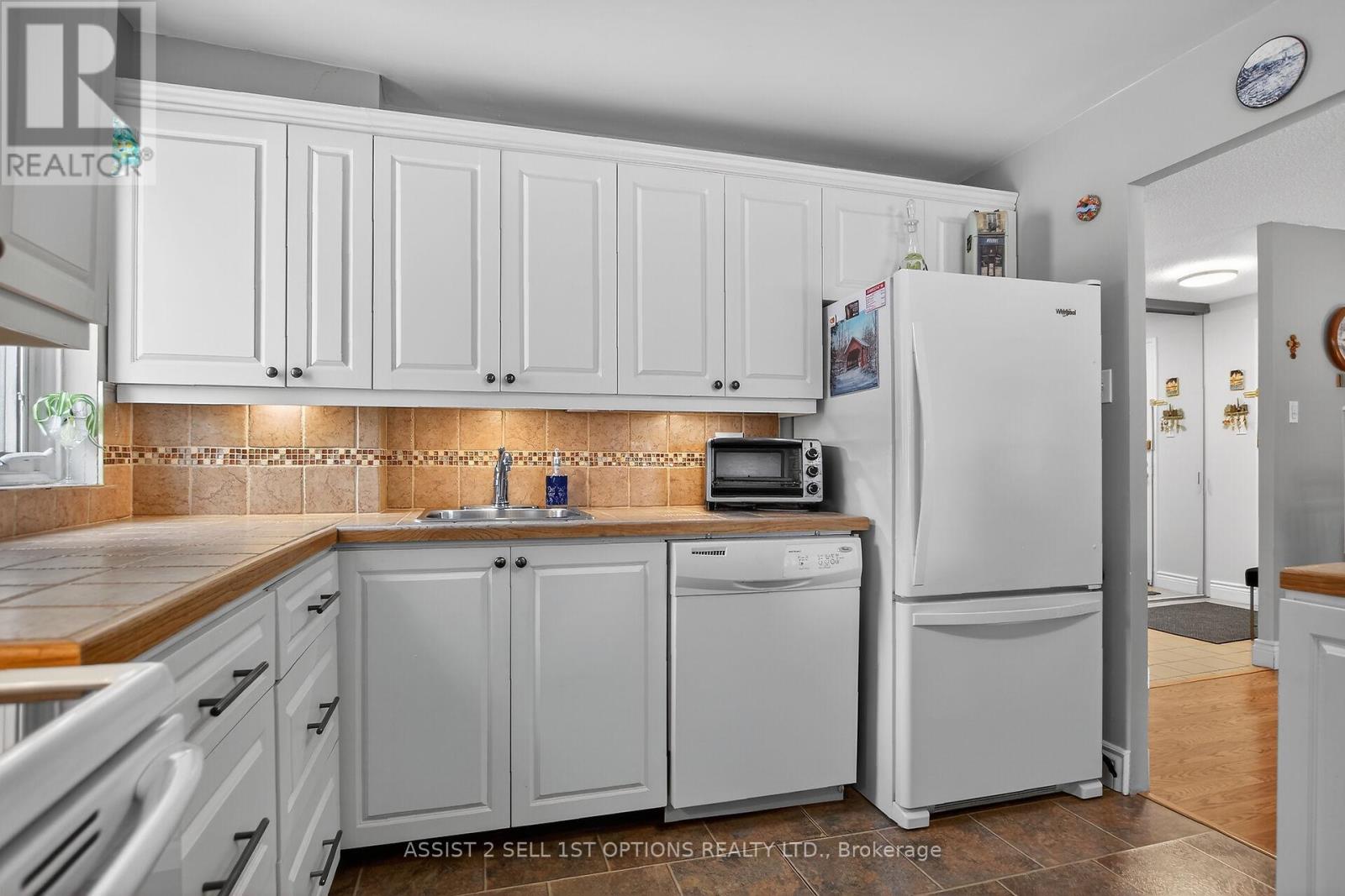 103 - 1081 Ambleside Drive