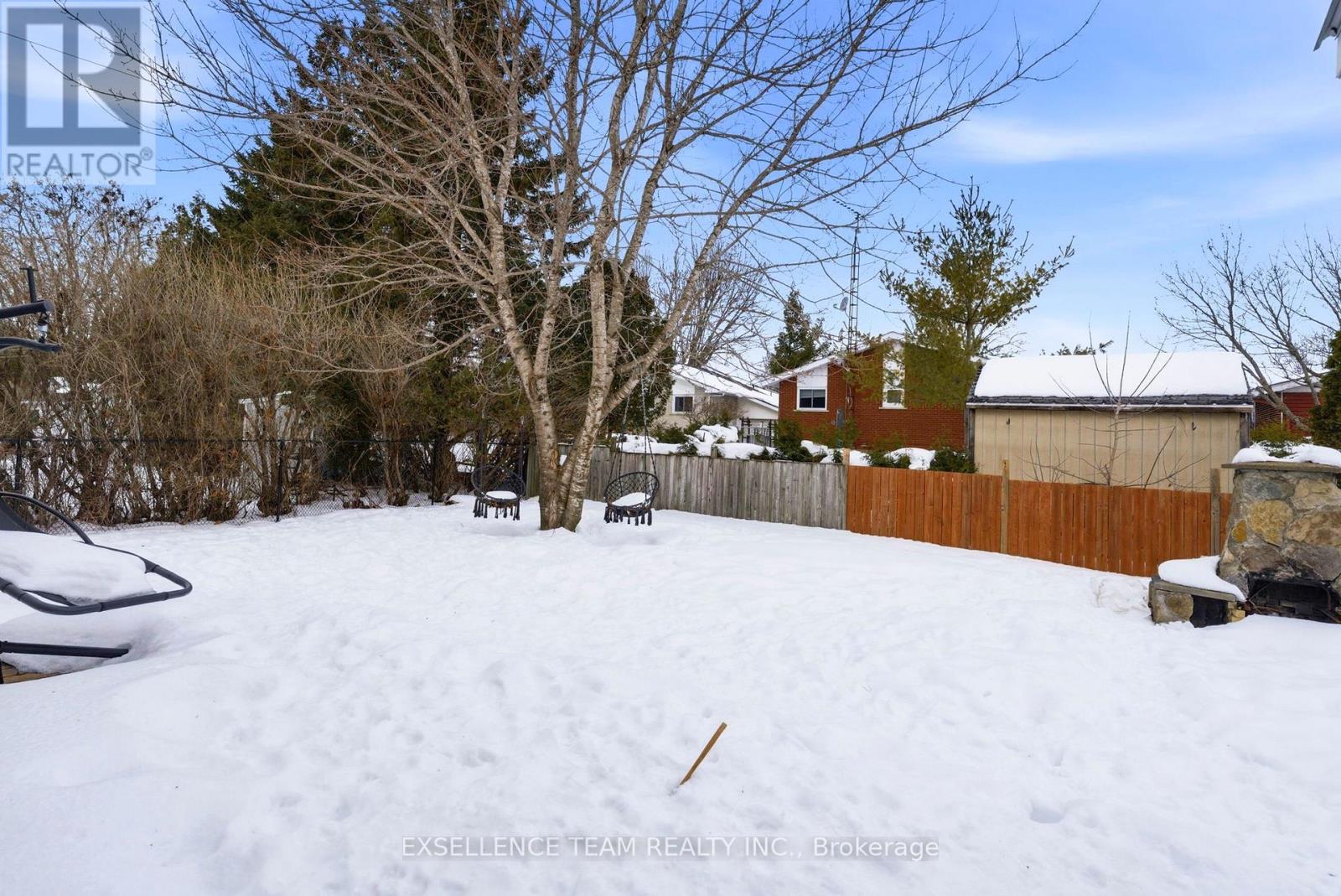 103 St. George Street W