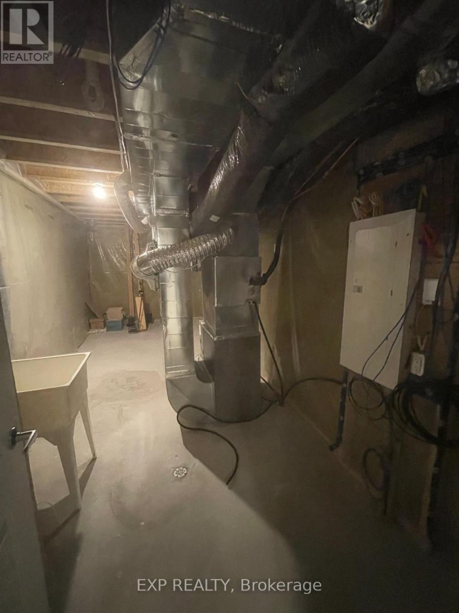 1075 Ballyhale Heights