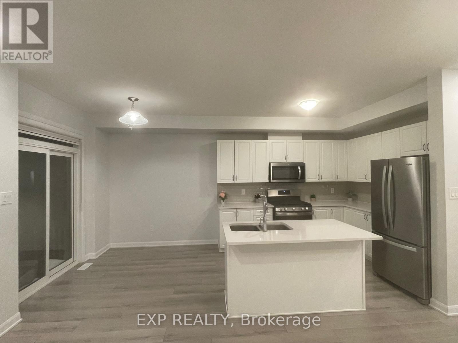 1075 Ballyhale Heights