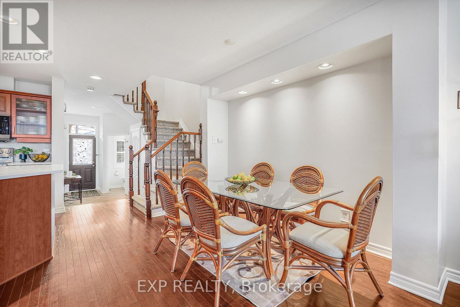 2092 Melette Crescent