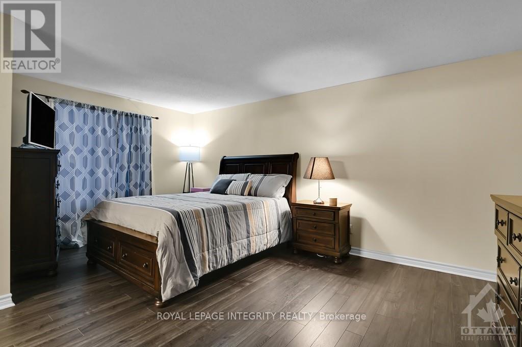 35 - 1880 Summerfields Crescent