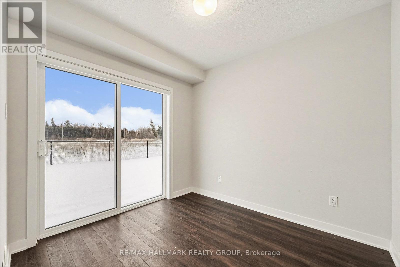 2426 Watercolours Way