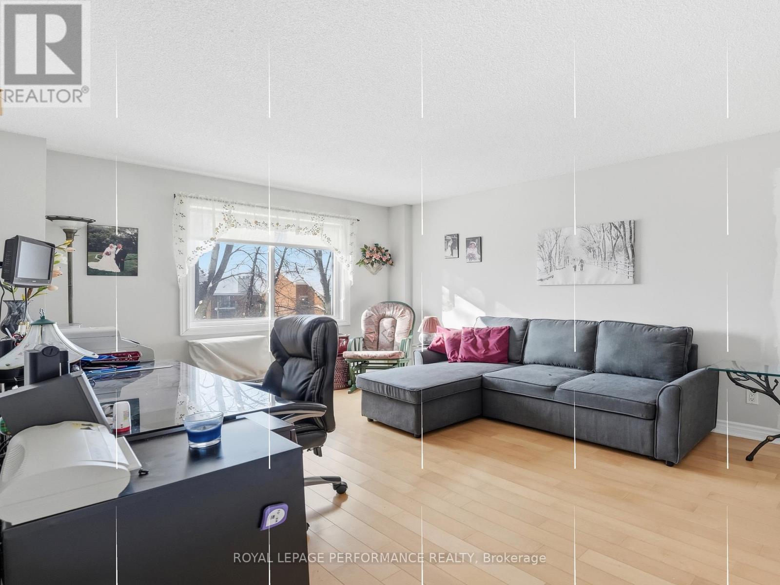 412 - 225 Alvin Road N