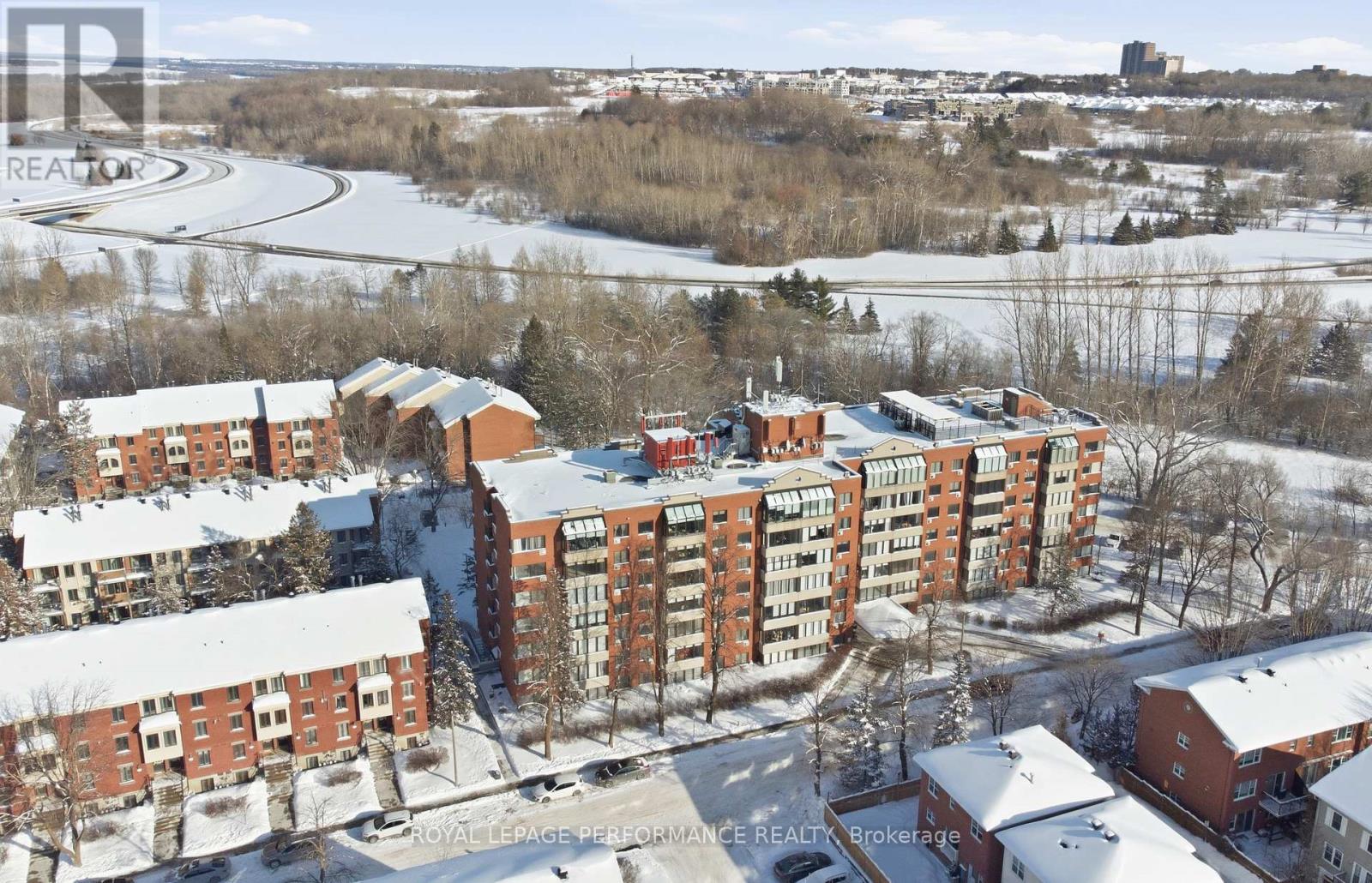 412 - 225 Alvin Road N