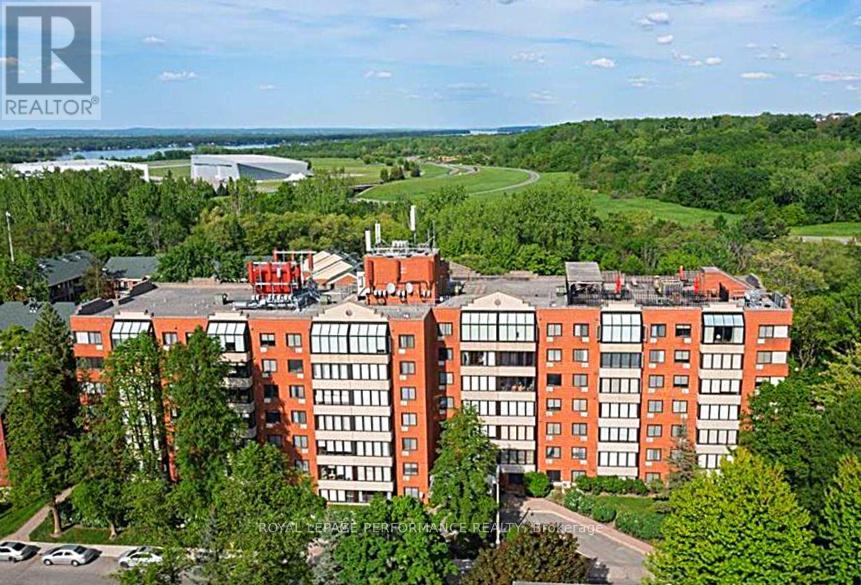 412 - 225 Alvin Road N