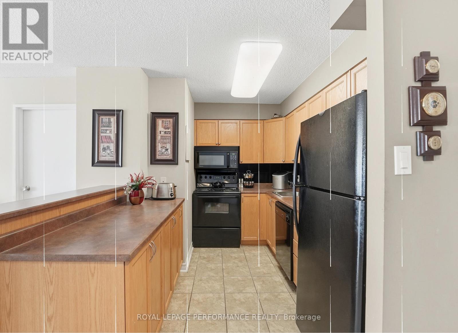 412 - 225 Alvin Road N