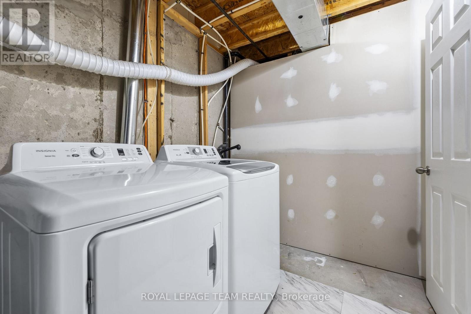 2751 Grand Canal Street