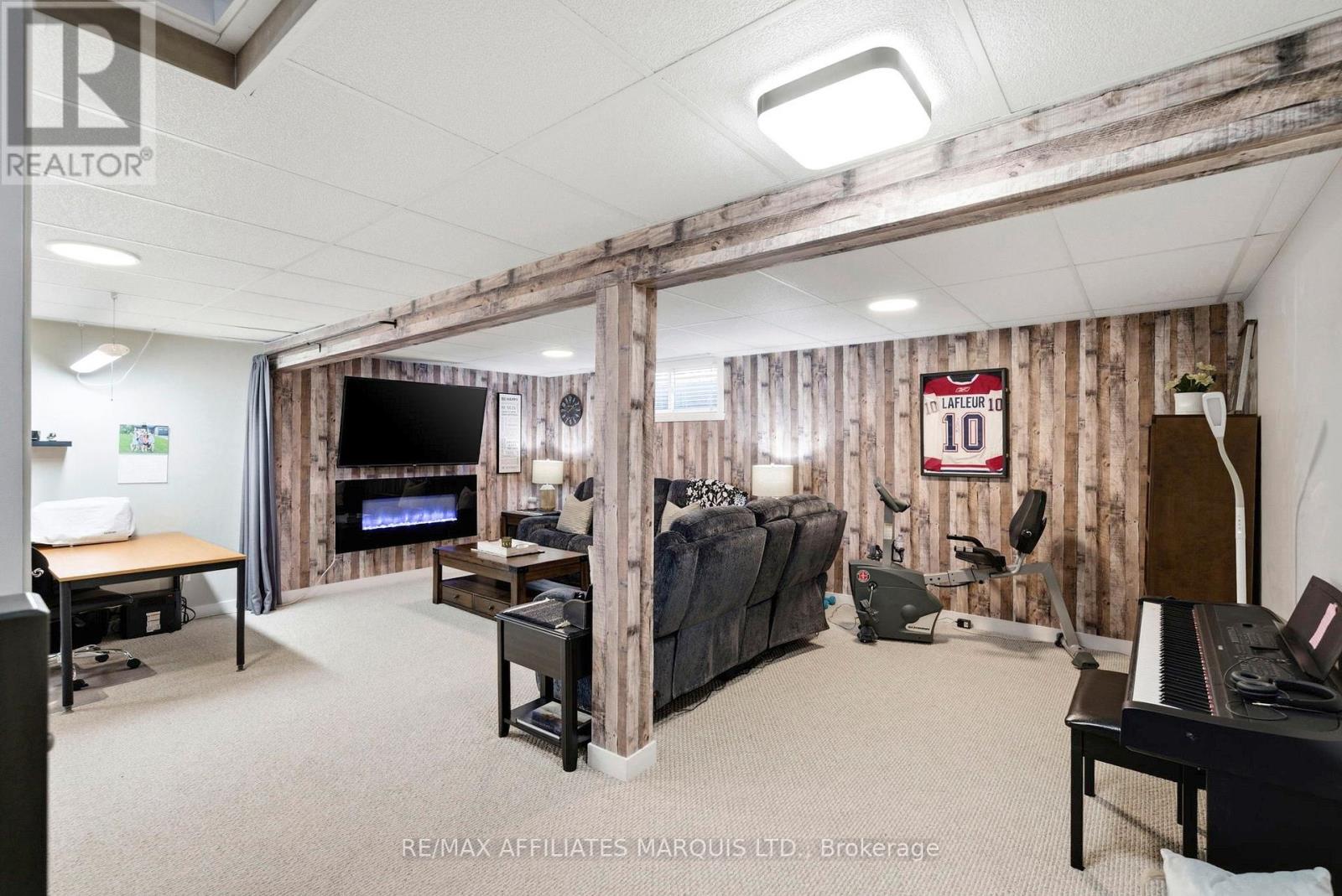 6625 Sutherland Avenue