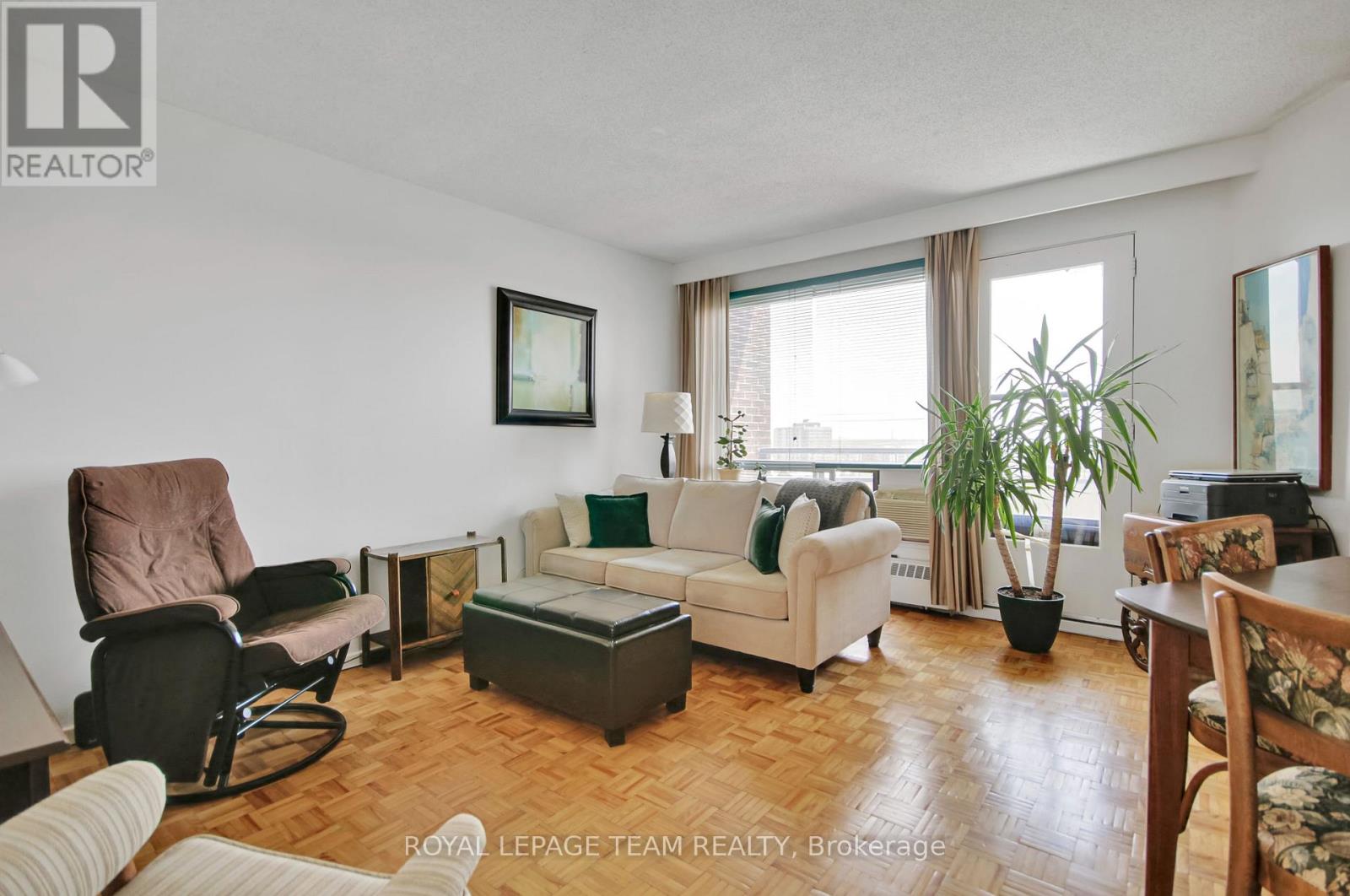 708 - 20 Chesterton Drive