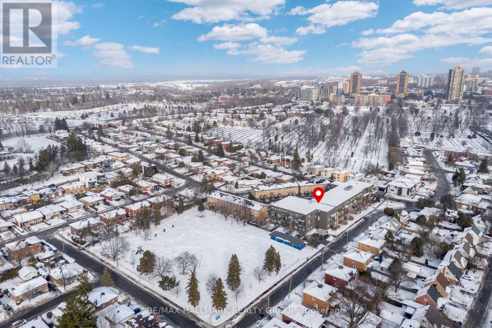 211 - 345 St Denis Street