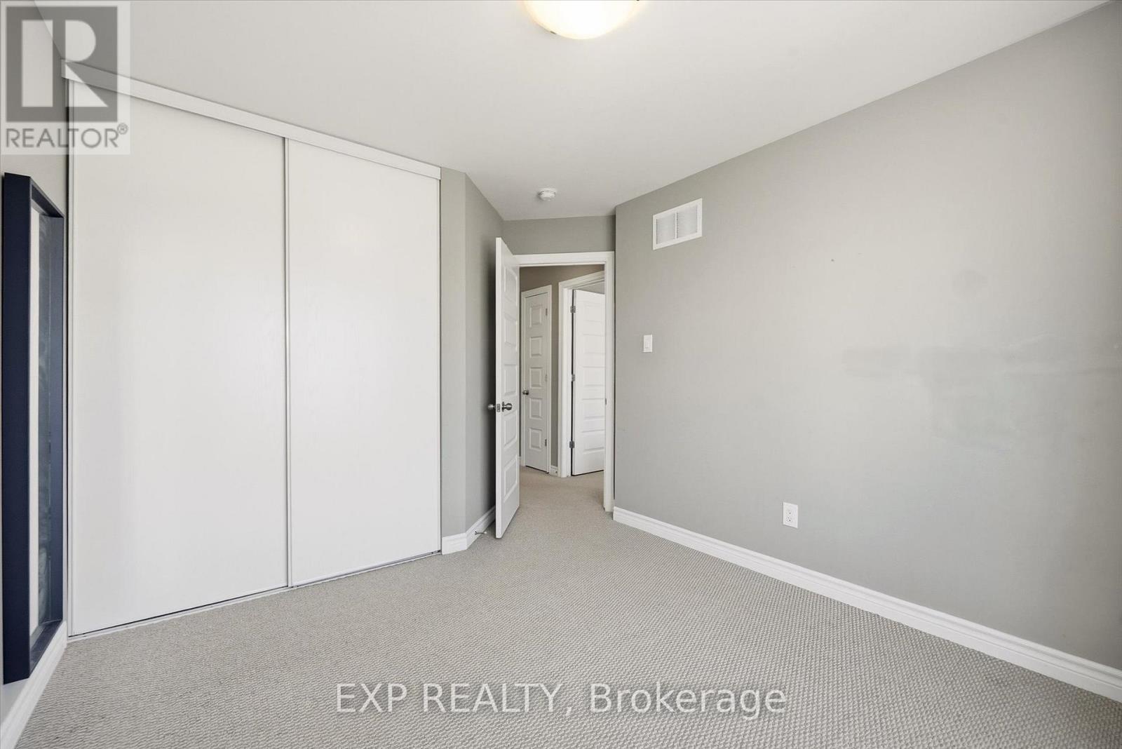 647 Petrichor Crescent