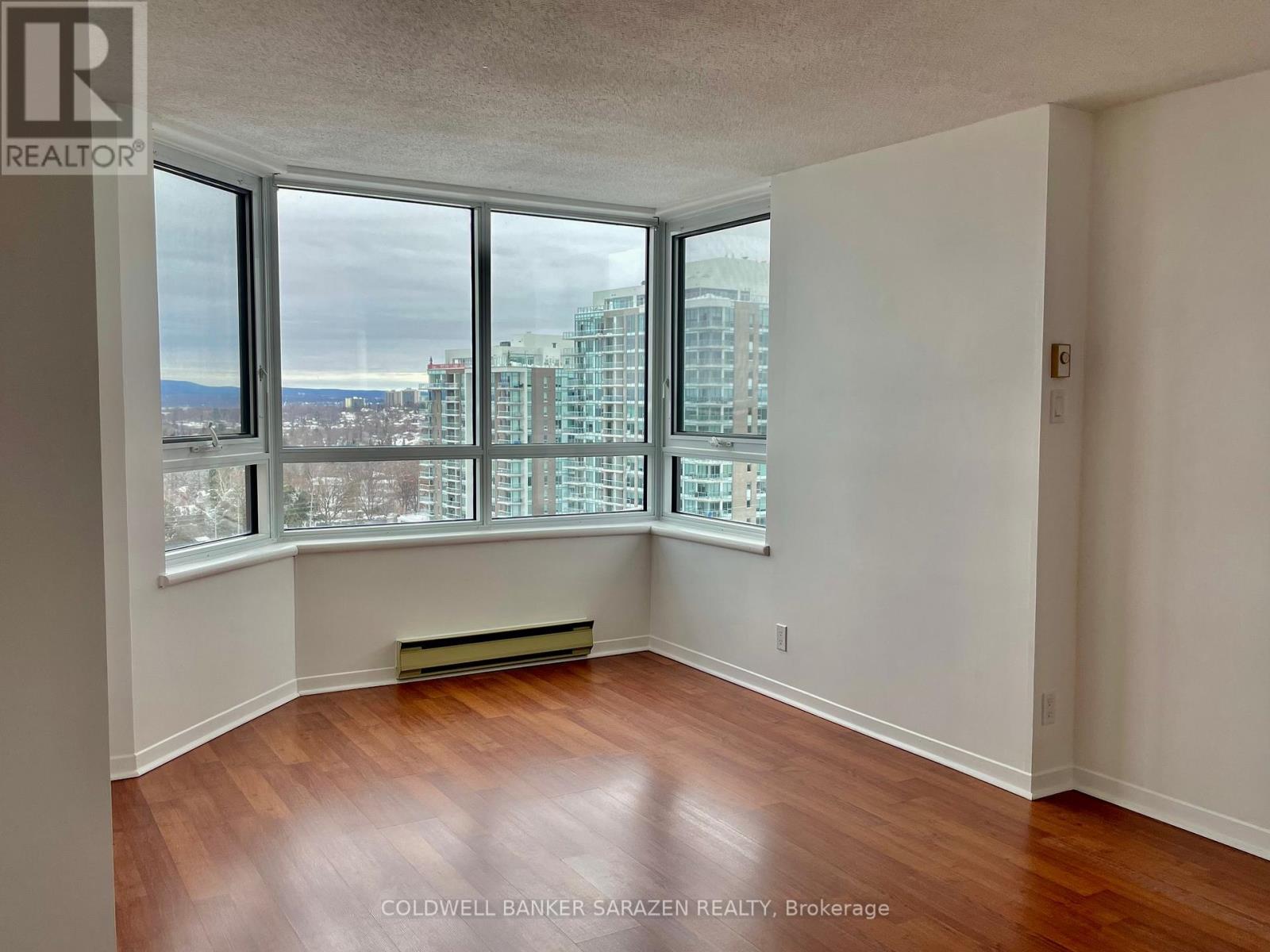 1215 - 80 Sandcastle Drive