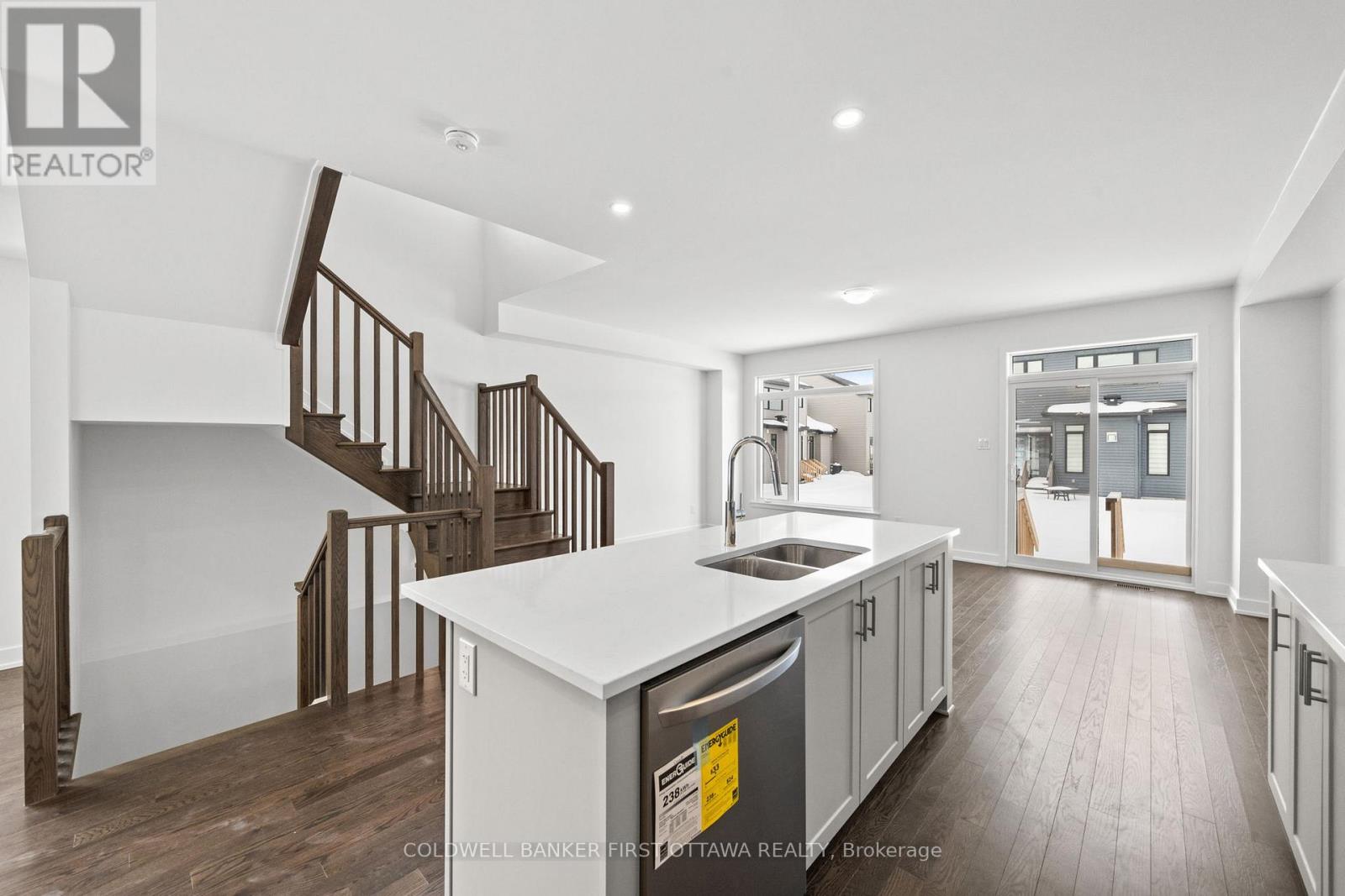 461 Shuttleworth Drive