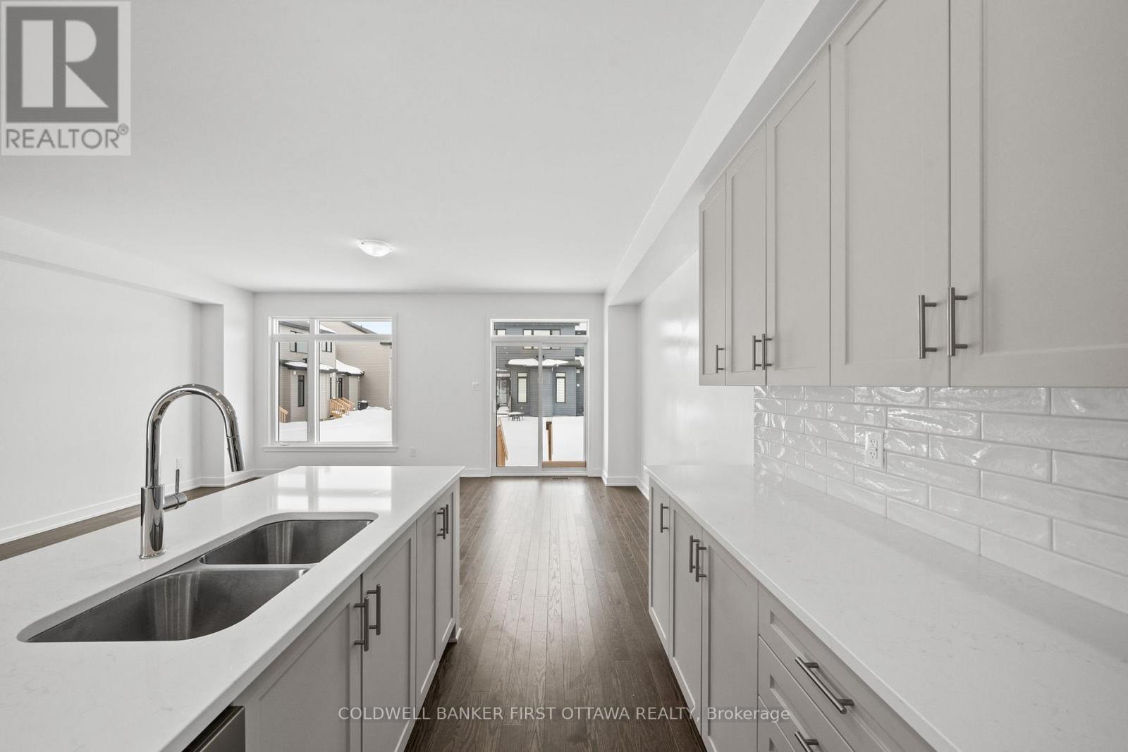 461 Shuttleworth Drive