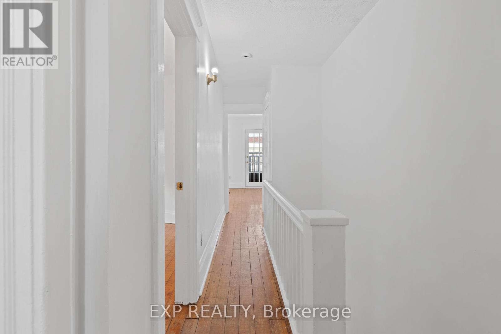 294 Clarence Street, Unit 292